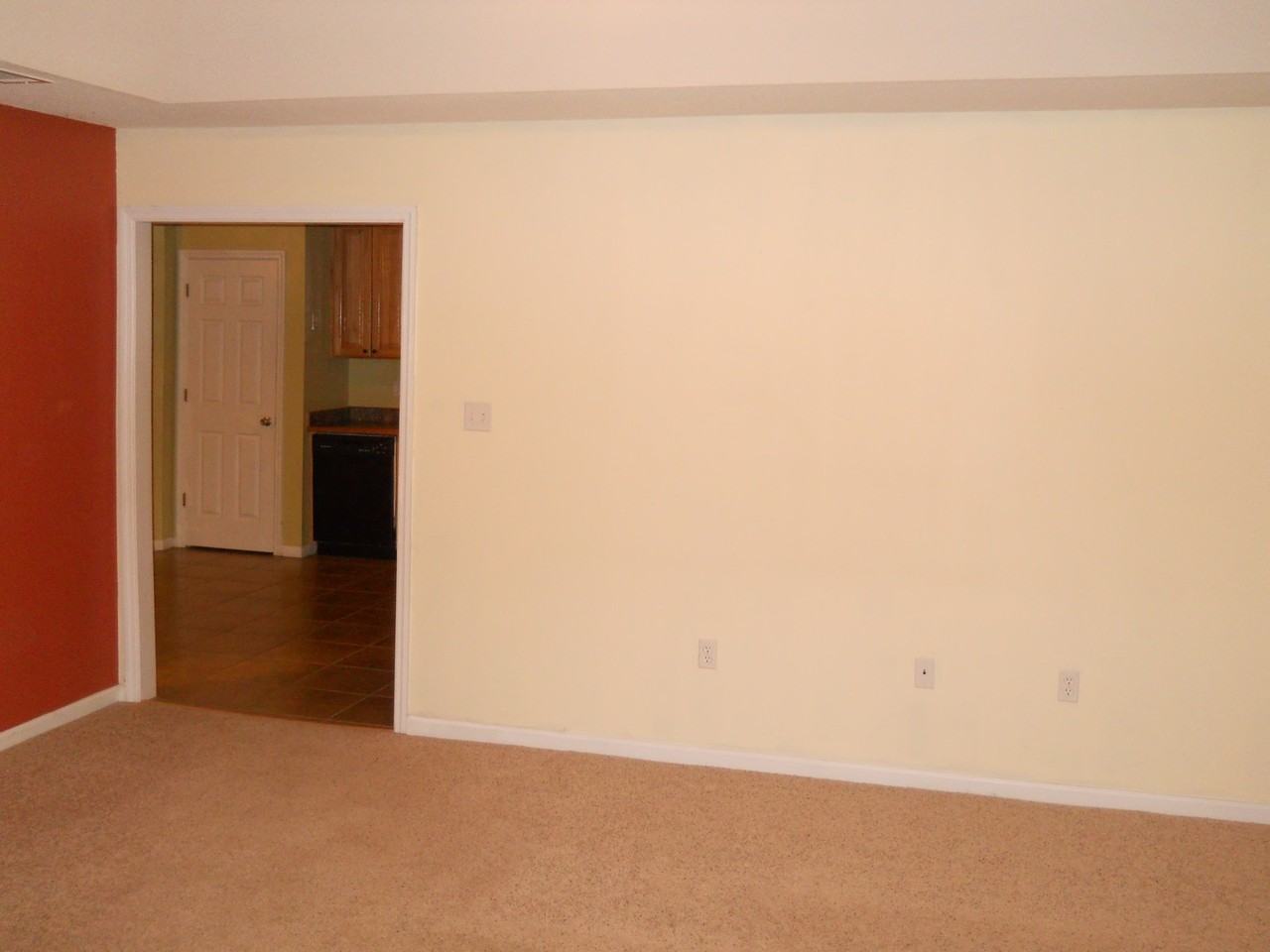 801 Kristen Ln - Photo 5 of 15