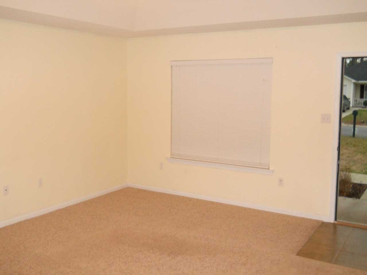 801 Kristen Ln - Photo 6 of 15