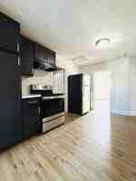 featured image of 1704 Broad St