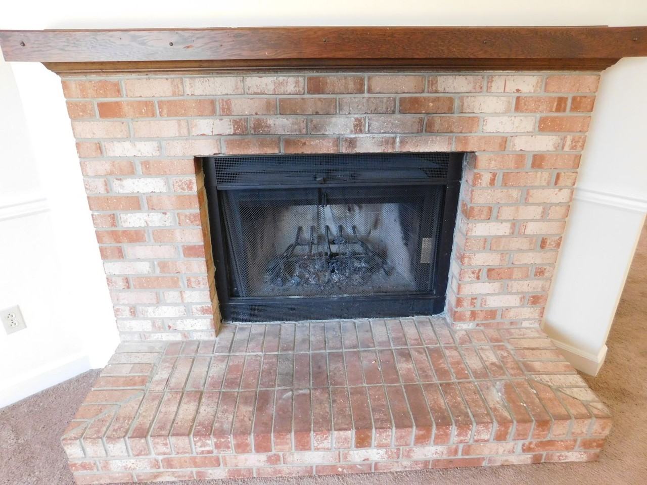 1507 College Way - Photo 5 of 22