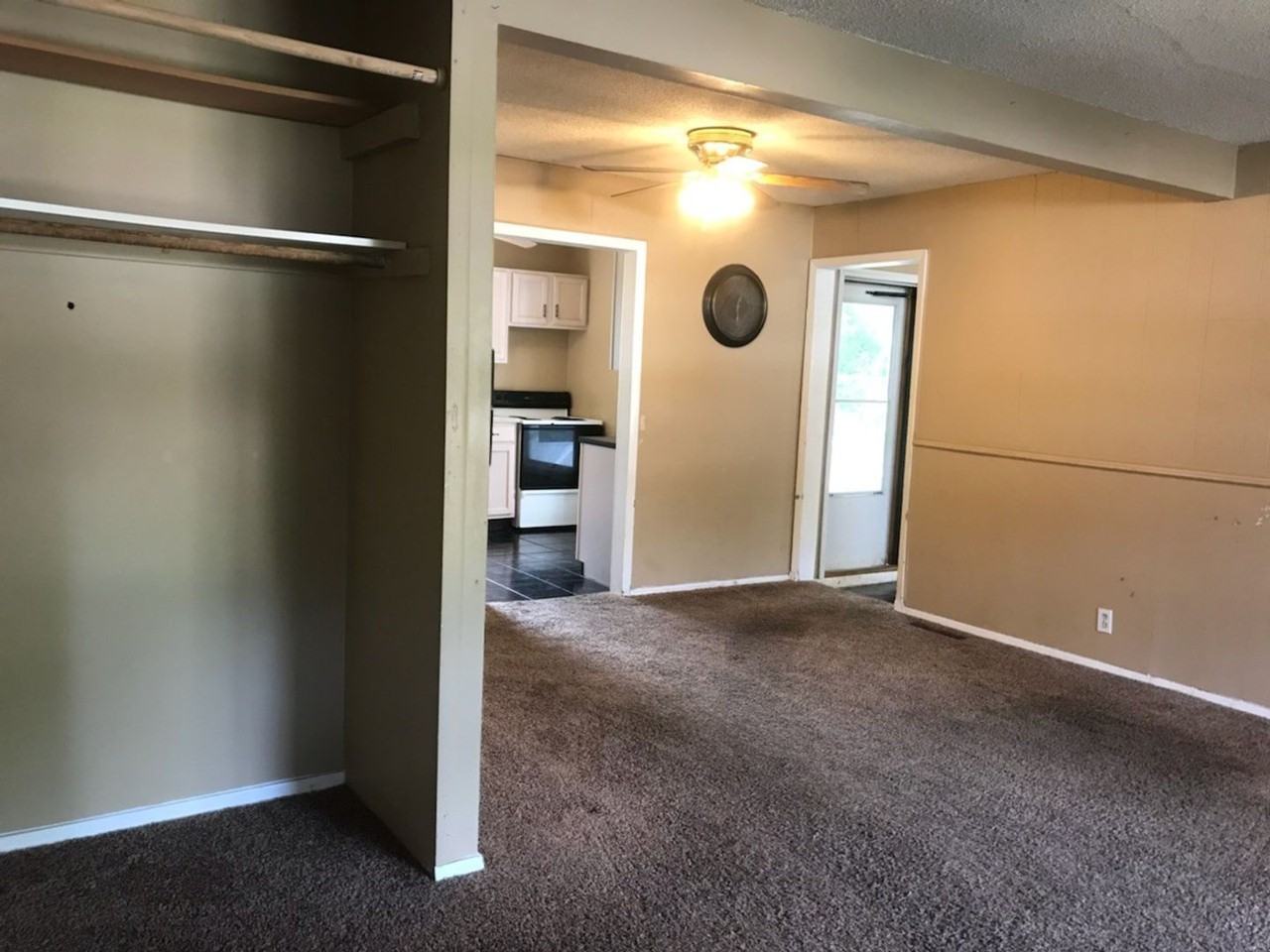 4727 Sw 17th Ter - Photo 7 of 23