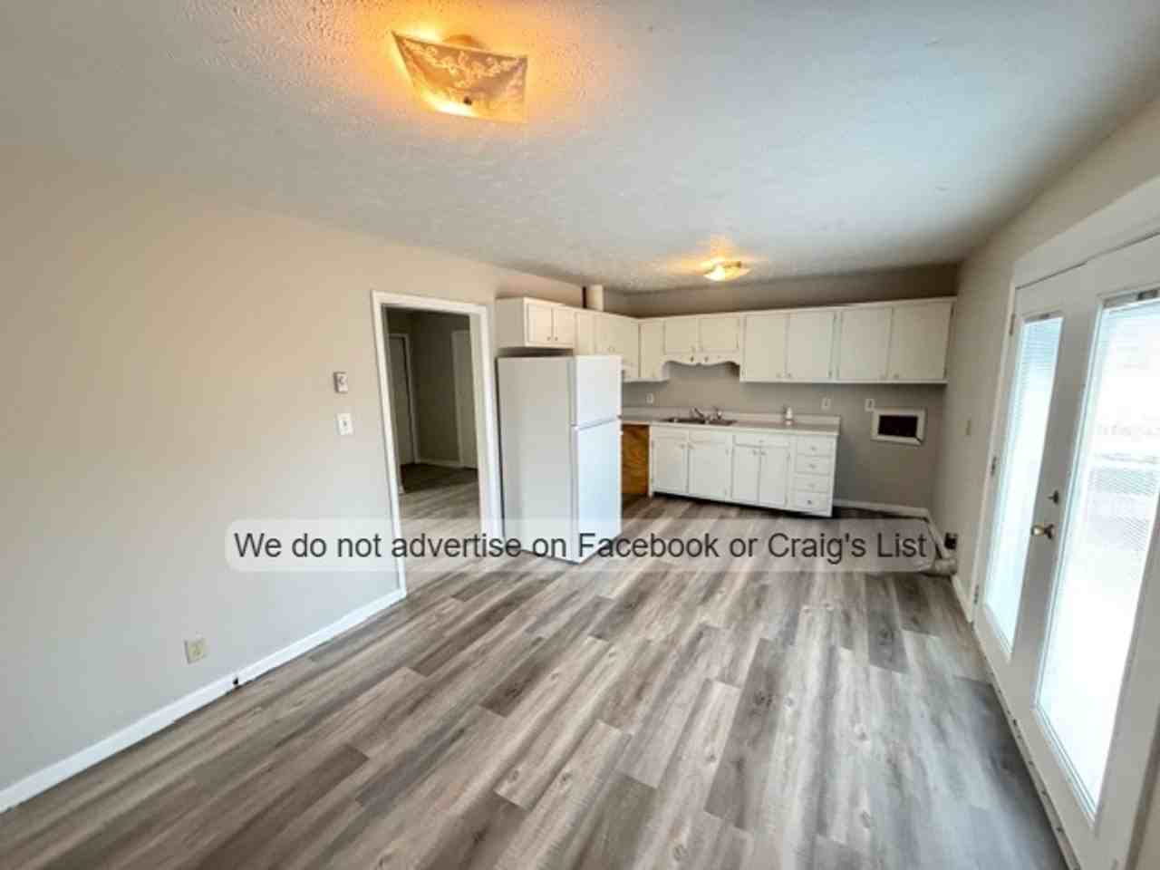 6344 Pawling Ct - Photo 3 of 10
