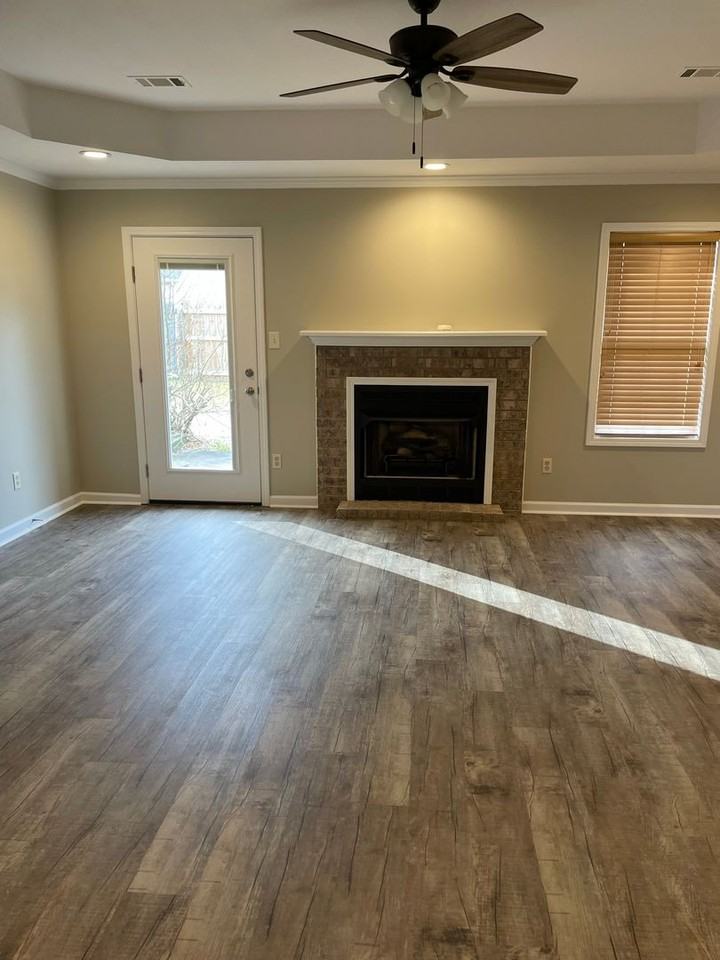 4600 Gregory Cv - Photo 2 of 18