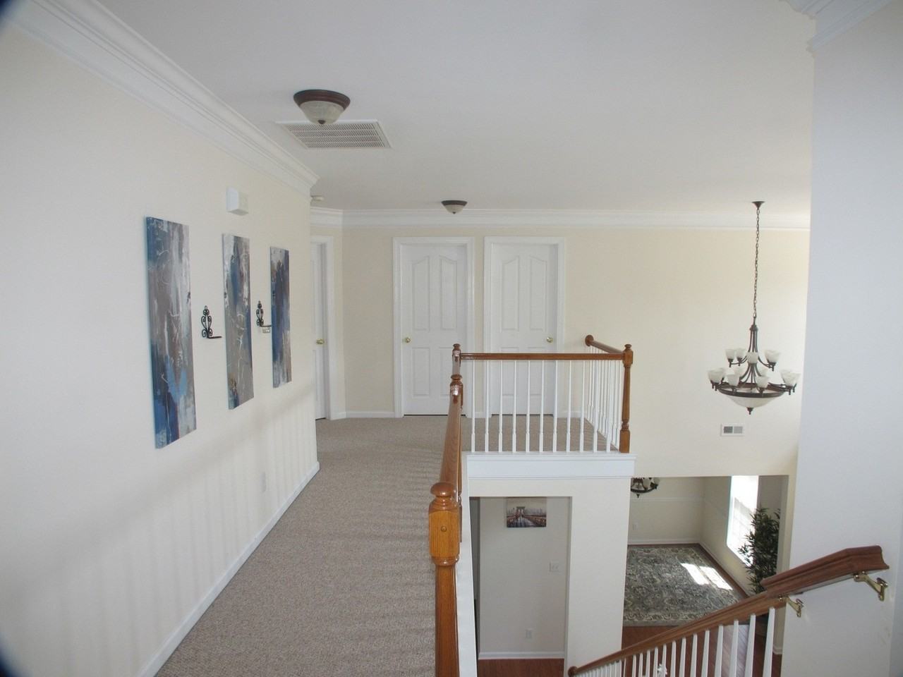 13921 Daltrey Ln - Photo 5 of 26