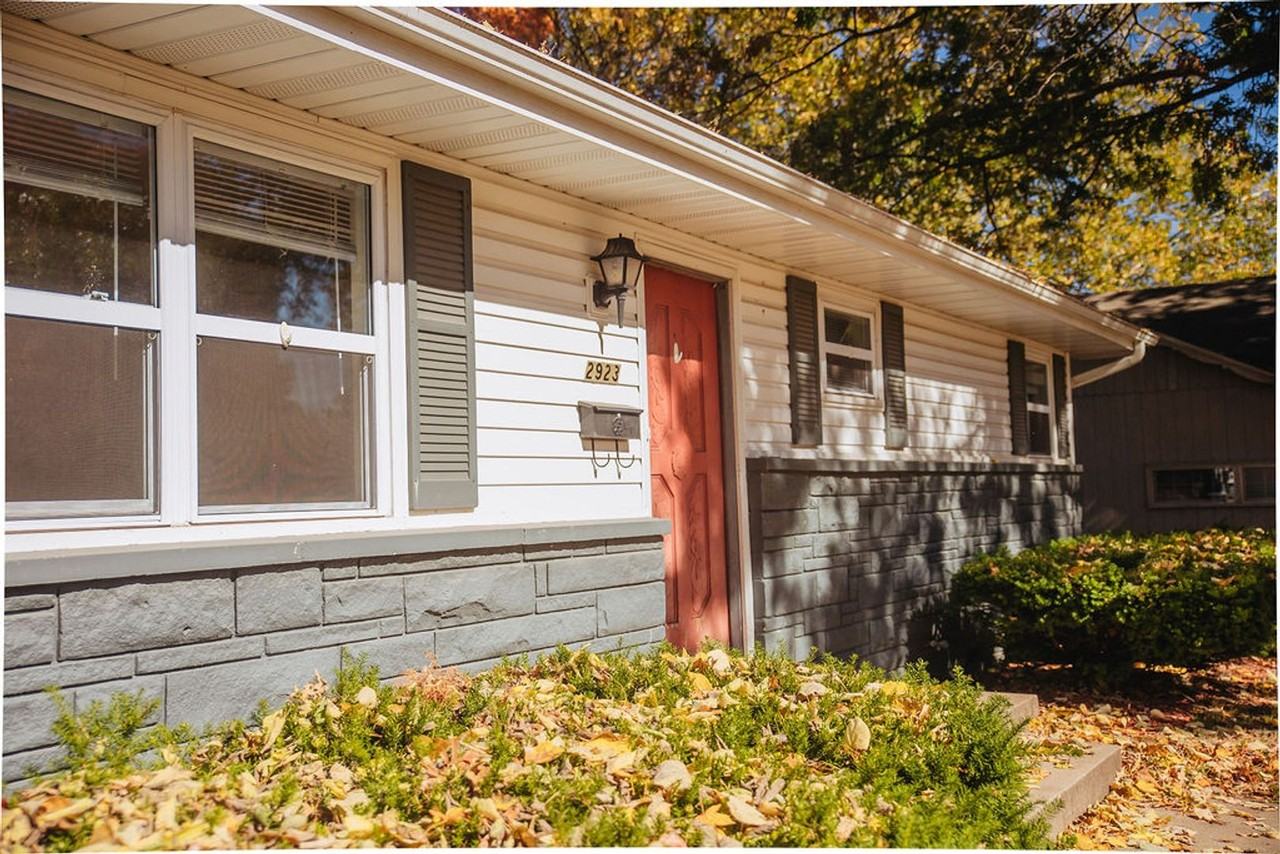 2923 E Eastmoor Dr - Photo 3 of 3