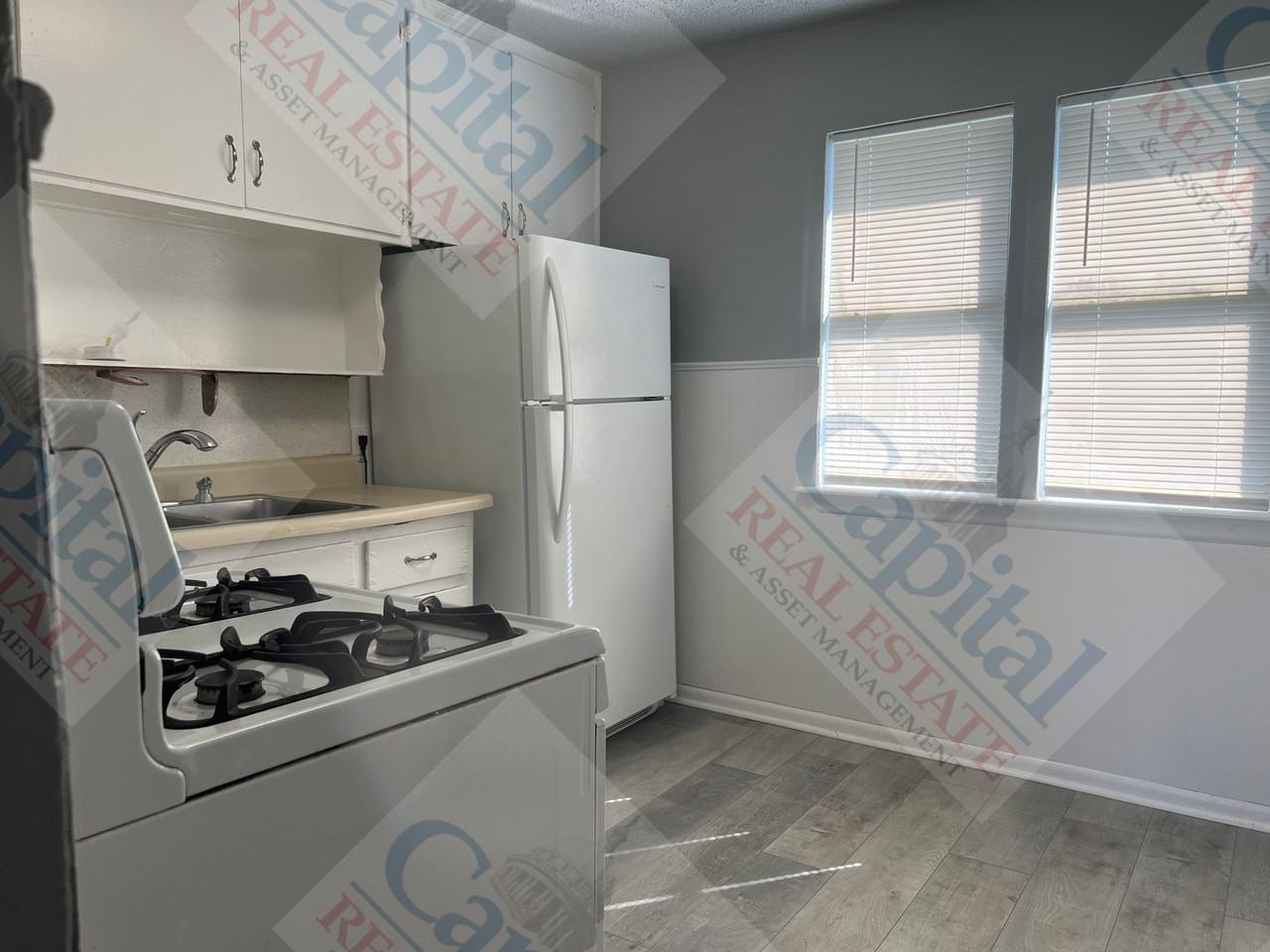 3932 Se 10th St - Photo 6 of 18