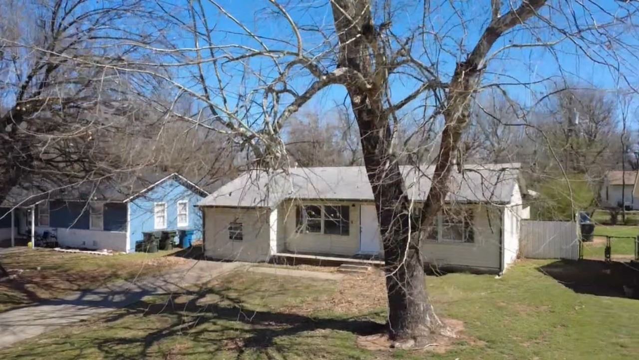 3512 Brookside Dr - Photo 4 of 25