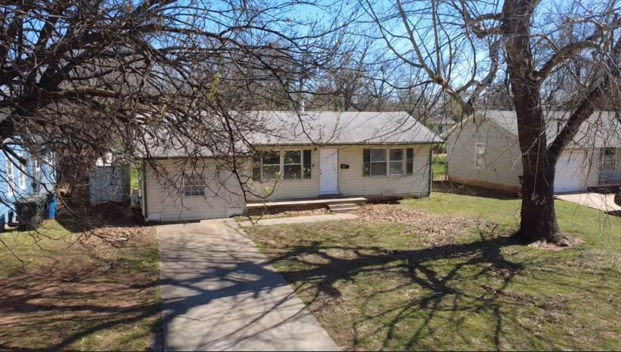 3512 Brookside Dr - Photo 5 of 25