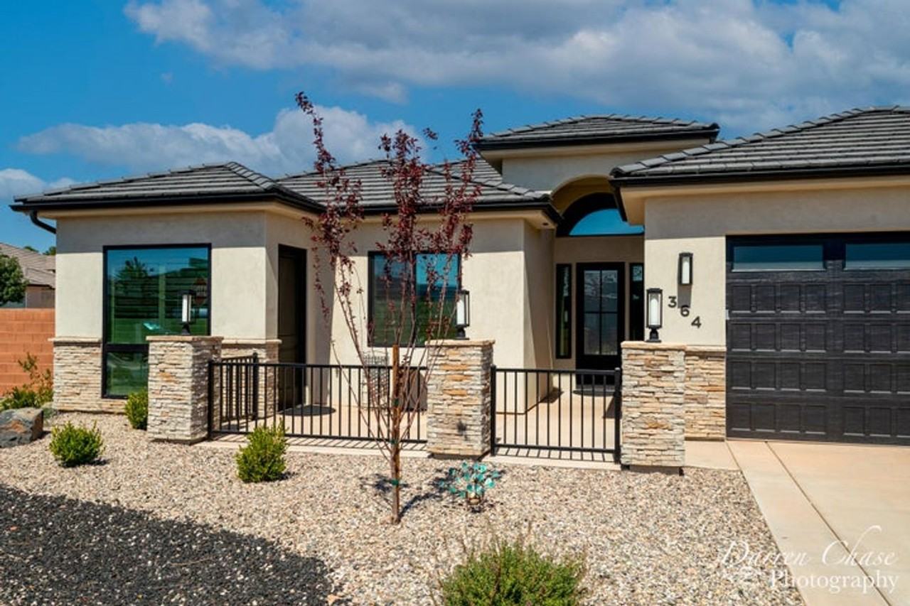 364 W Refuge Rd - Photo 2 of 33