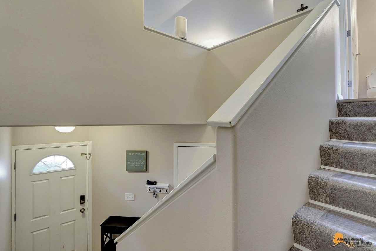 6524 Whispering Loop - Photo 7 of 38