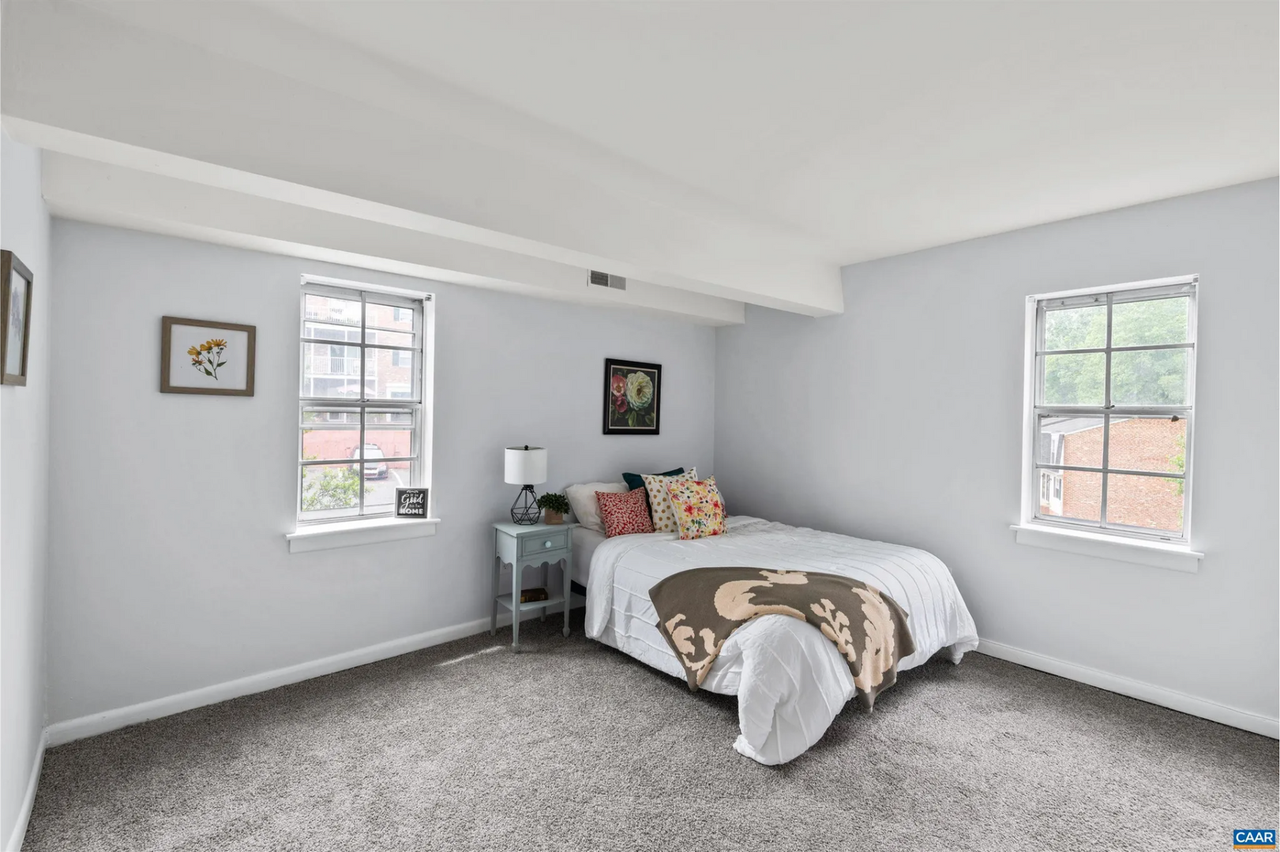 525 Burgoyne Rd #13 - Photo 6 of 8