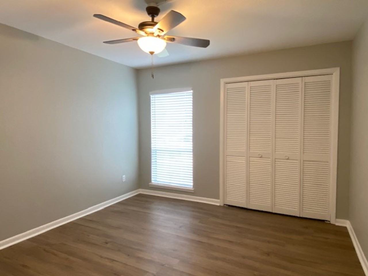 14300 Aloha St - Photo 5 of 29