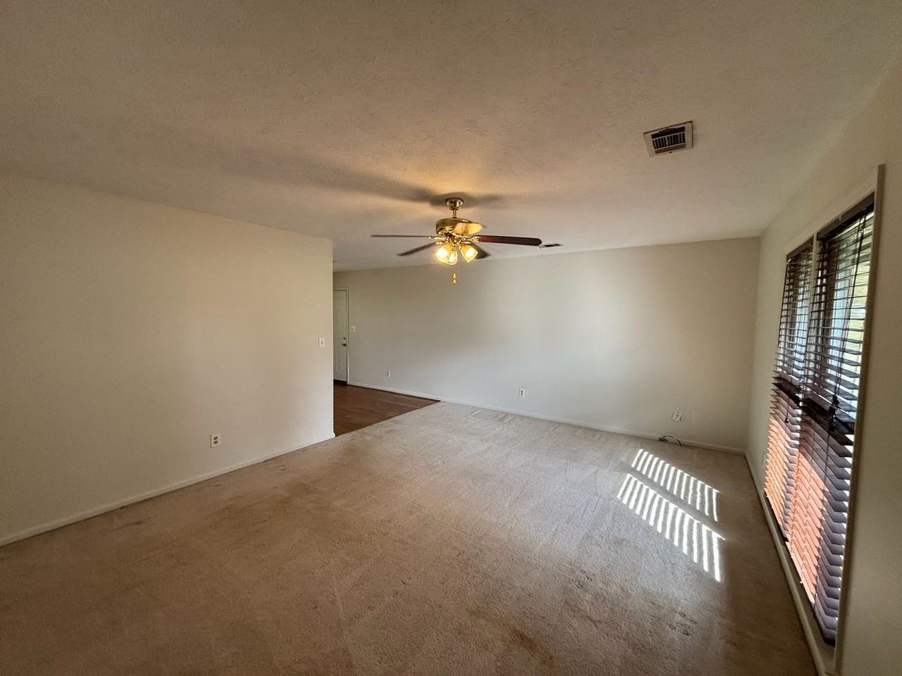 1231 Bunker Hill Rd - Photo 5 of 20