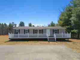 featured image of 11049 Franklin St