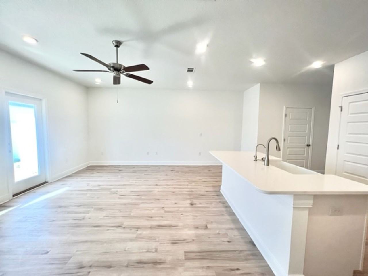 22 Redbird Loop - Photo 5 of 25