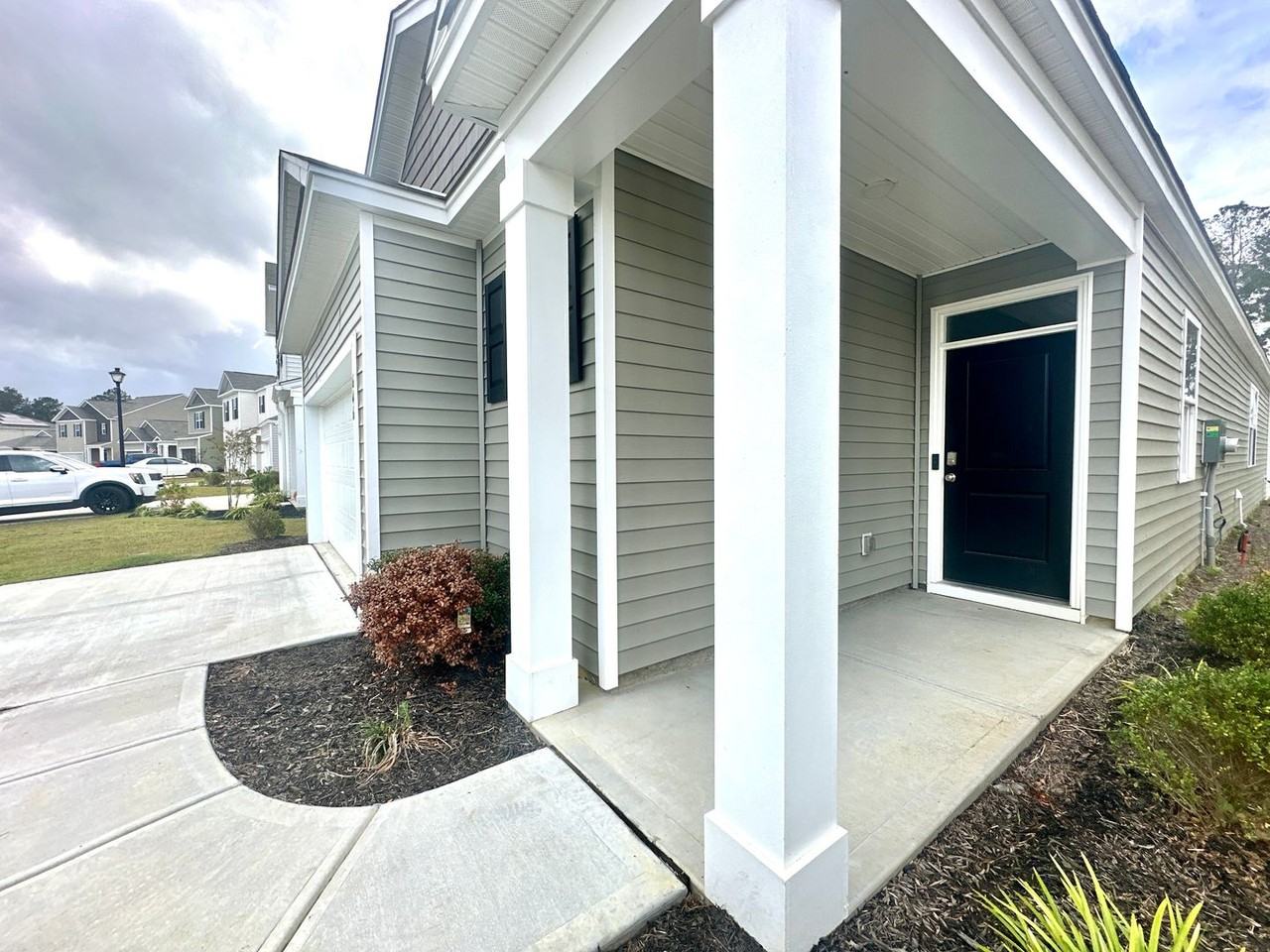 646 Ladywood Dr - Photo 2 of 30