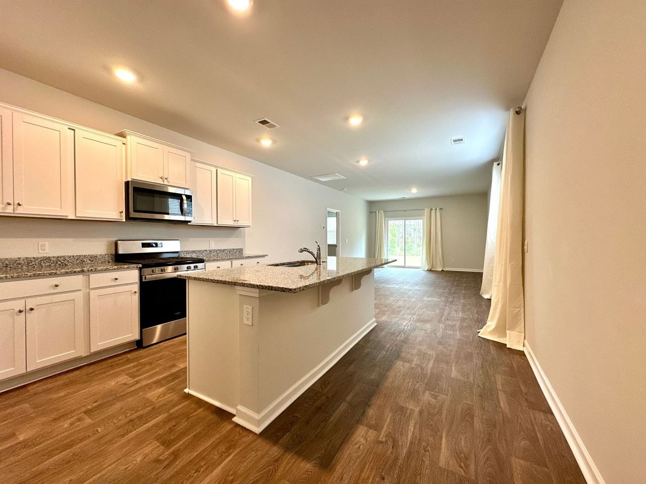 646 Ladywood Dr - Photo 7 of 30