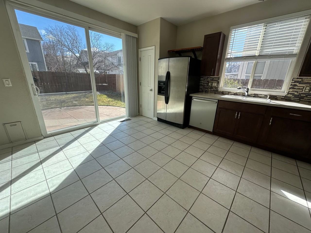 2102 Red Blossom Ct - Photo 7 of 23