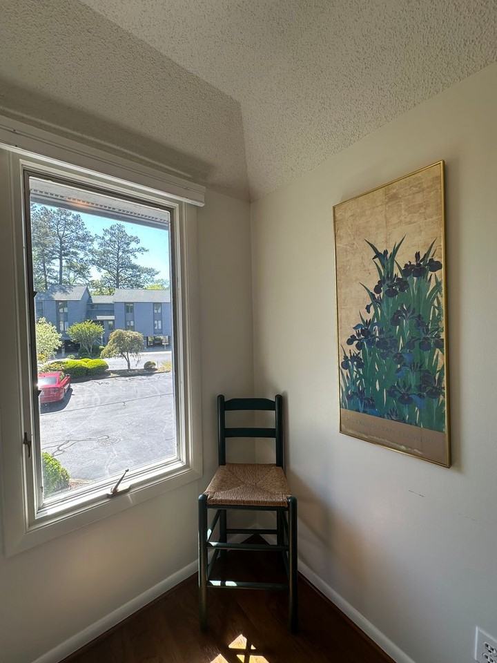 160 Wheel House Ct - Photo 5 of 46