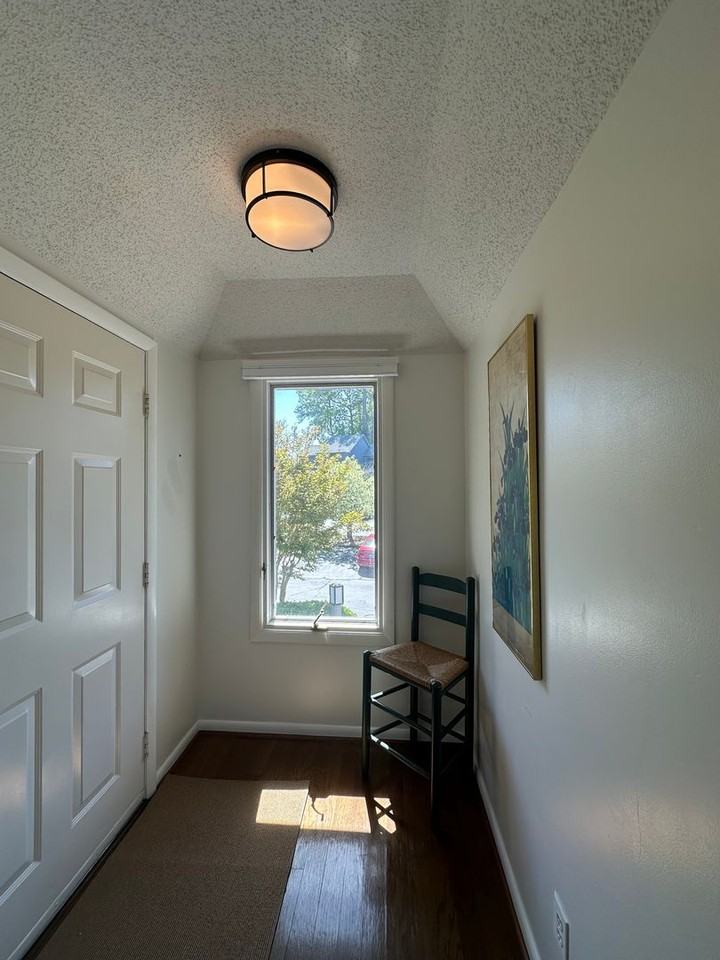 160 Wheel House Ct - Photo 6 of 46