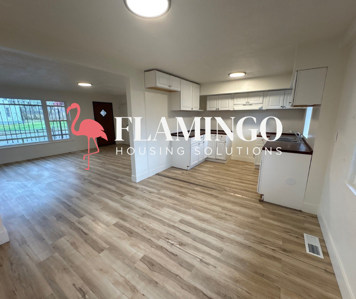 305 Mercer Ave - Photo 5 of 18