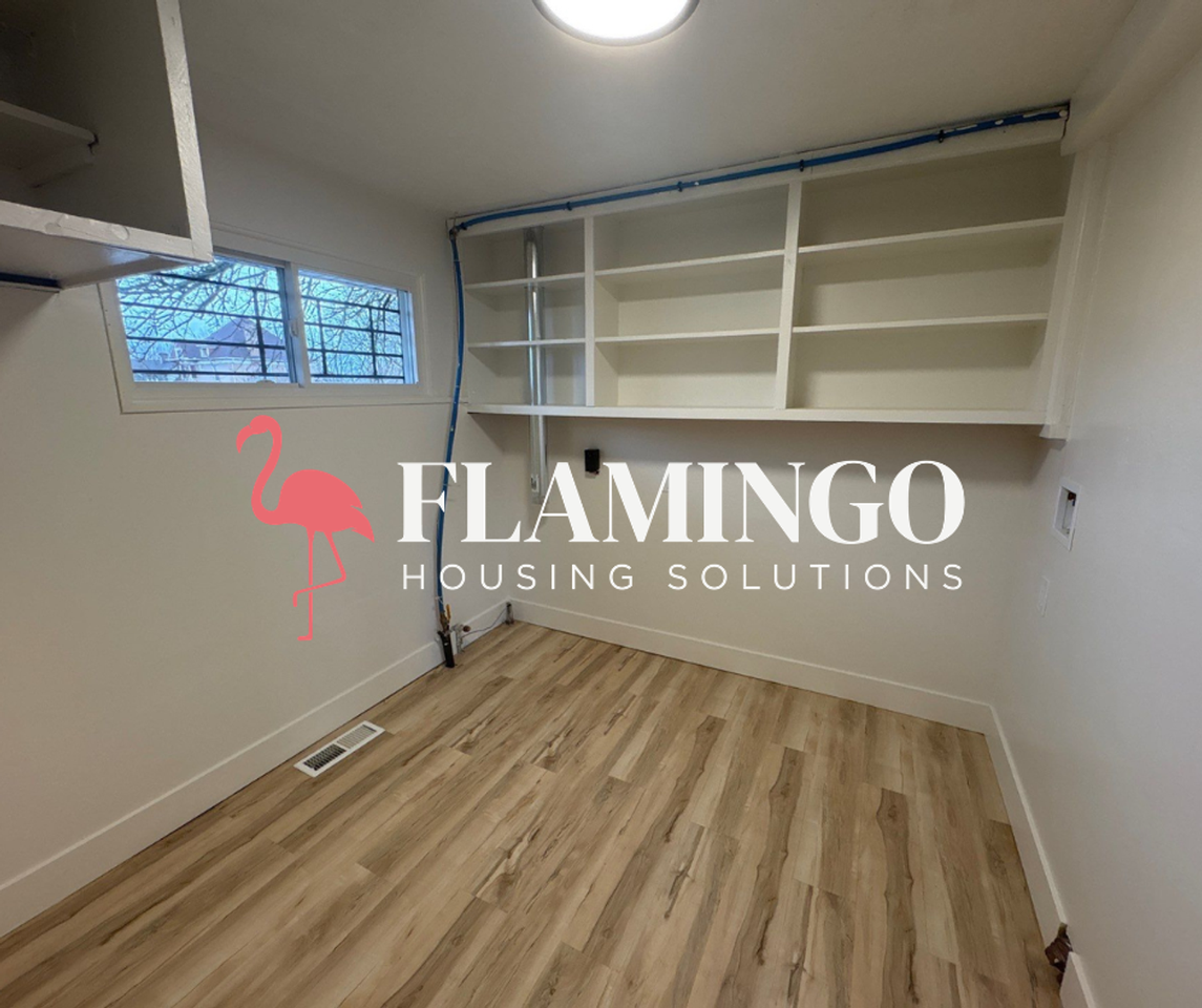 305 Mercer Ave - Photo 6 of 18