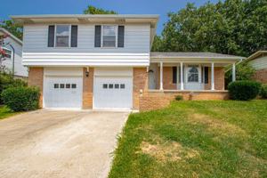 featured image of 7706 Leawood Blvd