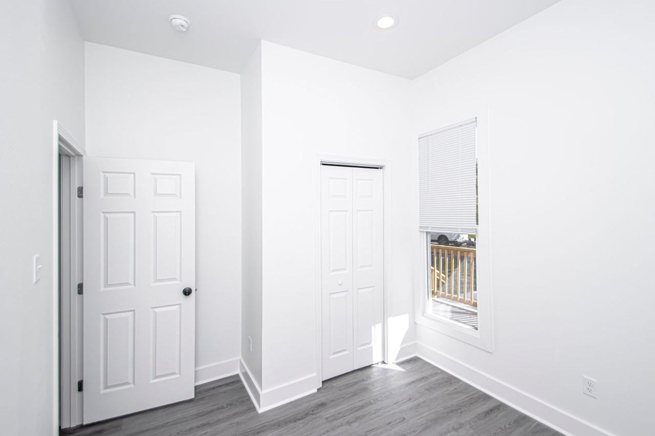 306 S Schiller St - Photo 7 of 14