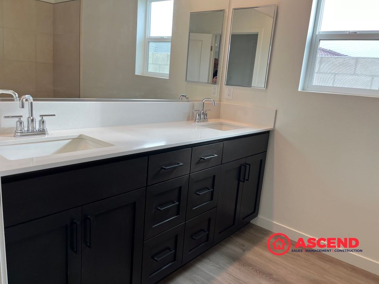 12308 Graham Ct - Photo 4 of 6