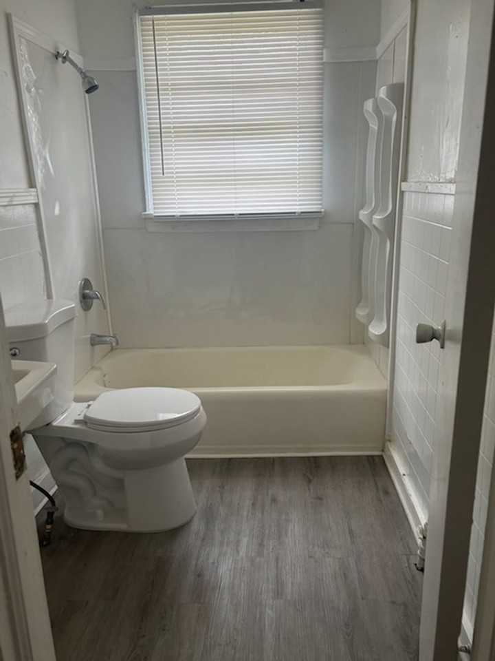 1150 Wiggins St - Photo 4 of 8