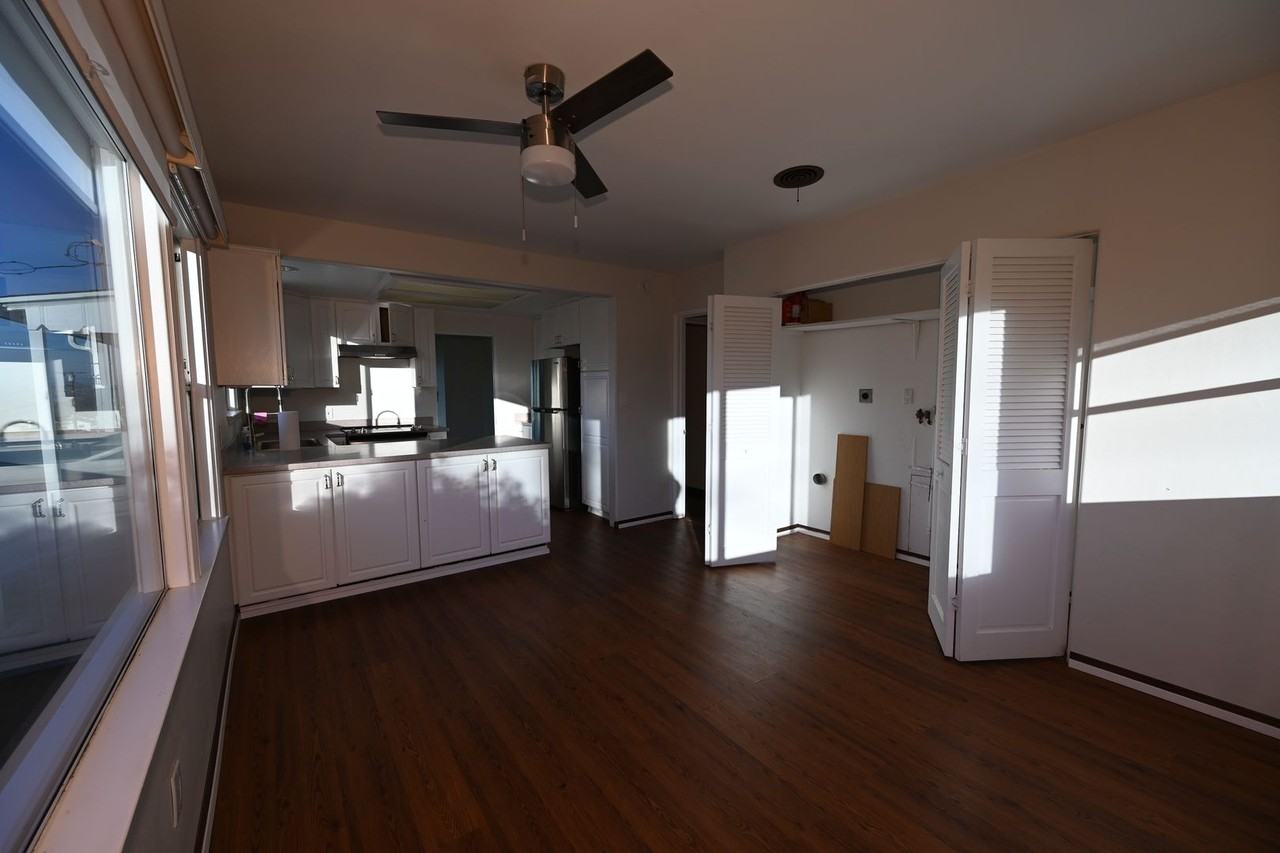 4493 Newport Ave - Photo 5 of 19