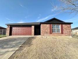 featured image of 3102 Viewcrest Dr