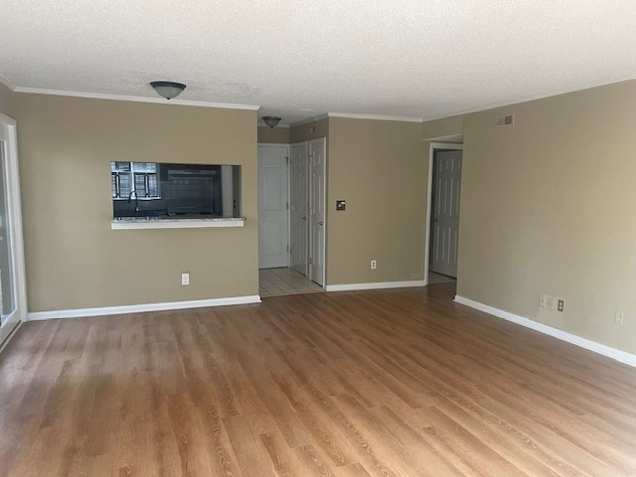131 Cedar Cove Ln - Photo 3 of 9