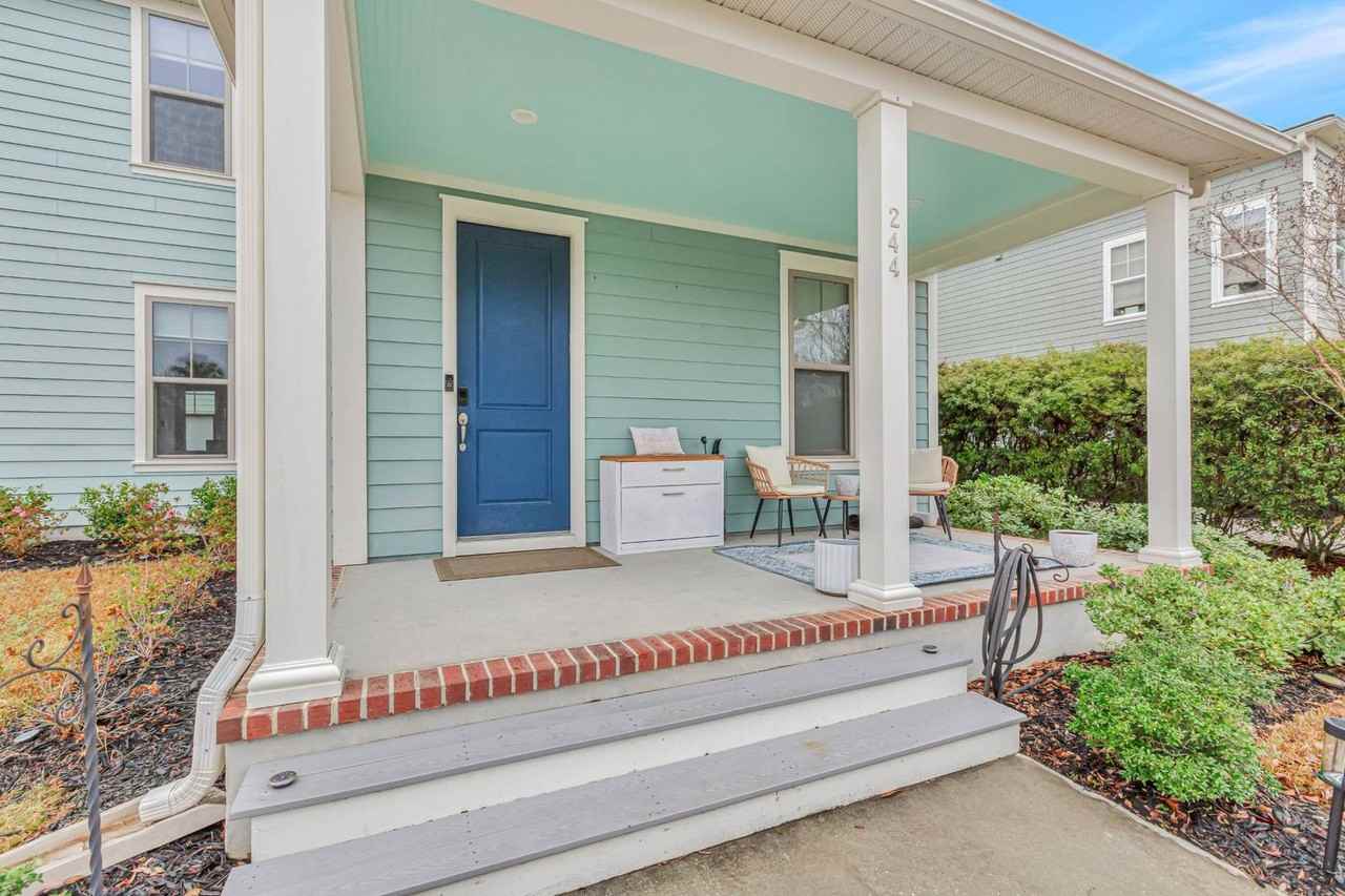 244 Great Lawn Dr - Photo 5 of 40