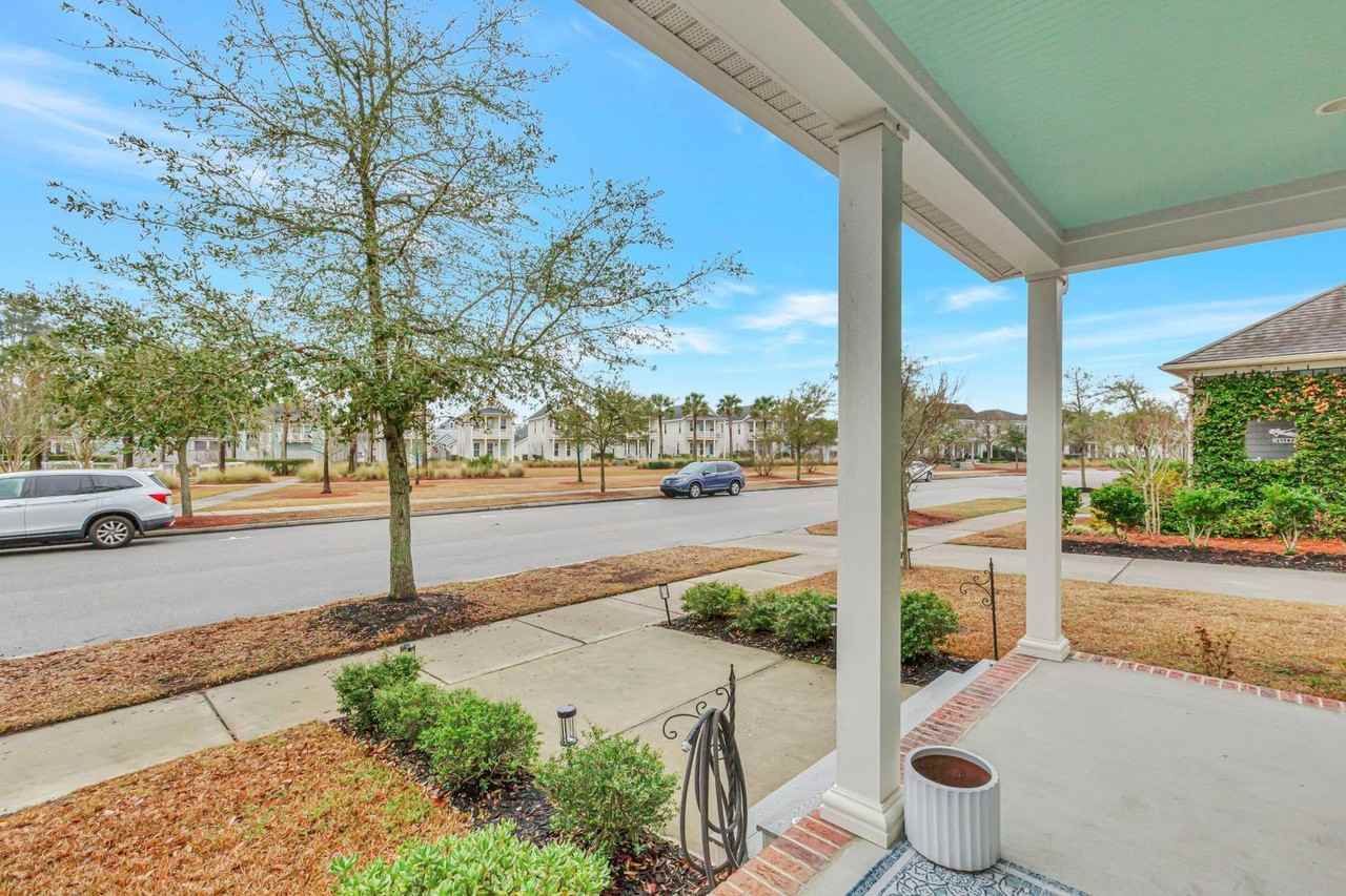 244 Great Lawn Dr - Photo 7 of 40