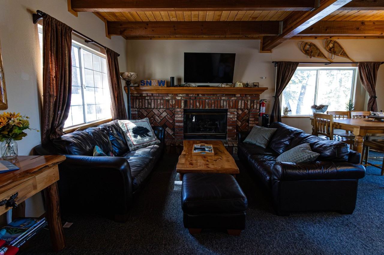 890 Villa Grove Ave - Photo 2 of 29