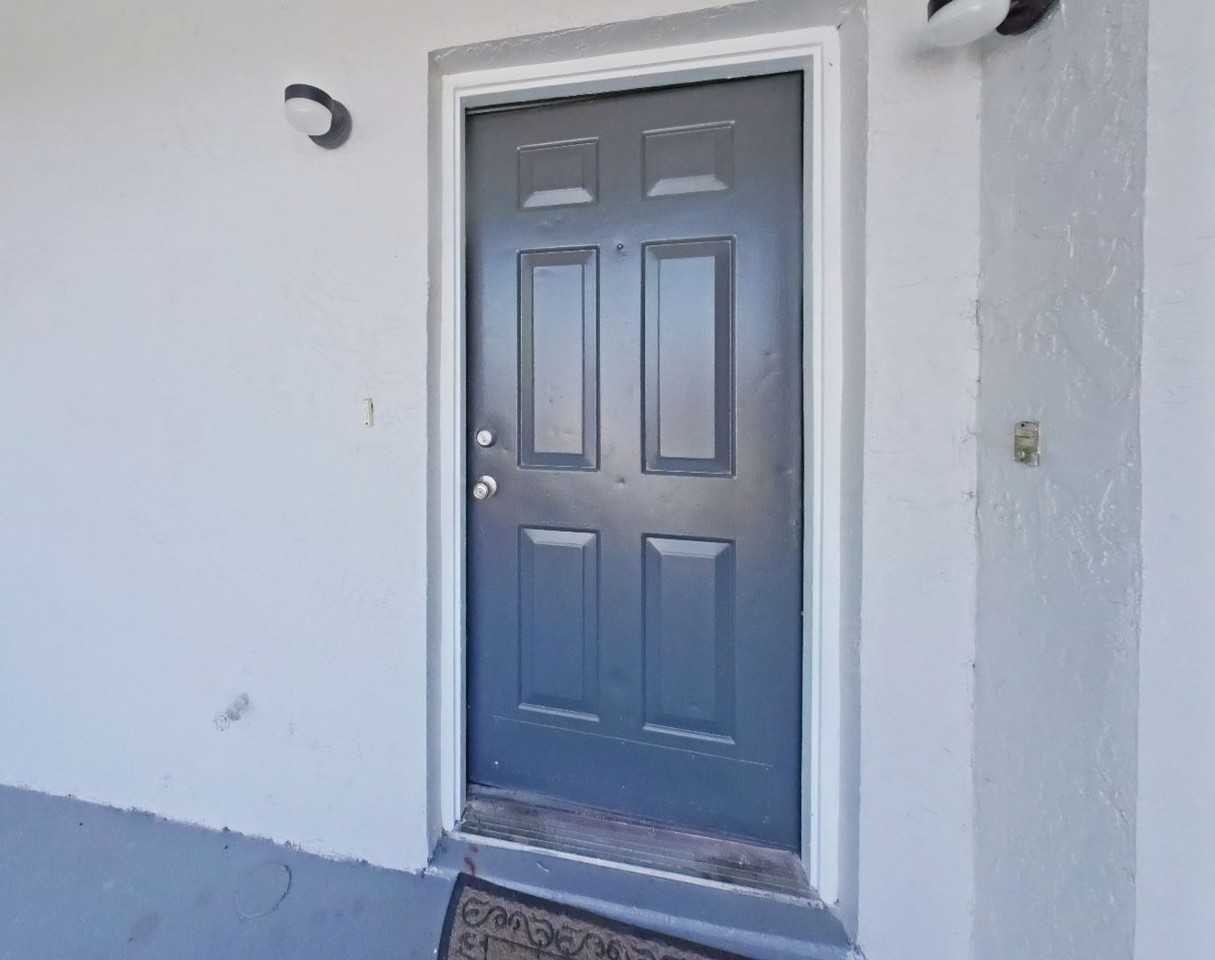 Townview Apartments - Photo 3 of 19