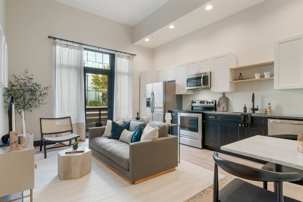 One Eleven Greenwood - Photo 4 of 50