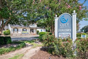 featured image of 715 Marie Antoinette St