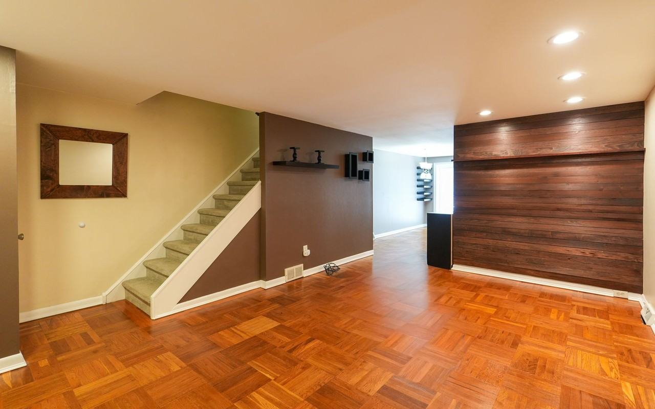 3161 S Sydenham St - Photo 3 of 36