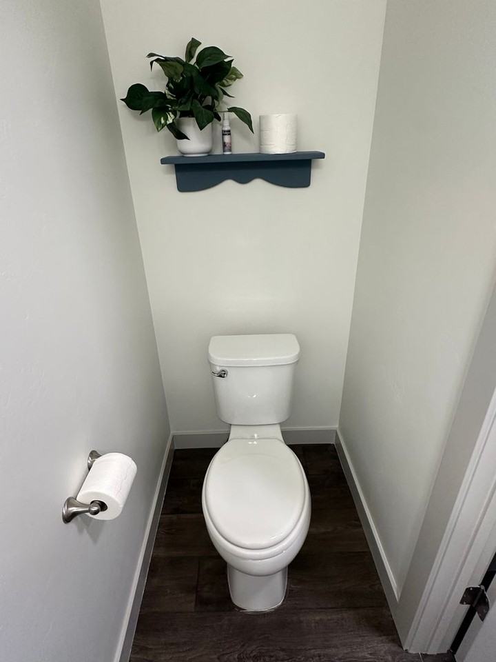 22 W Orchard Ln - Photo 6 of 50