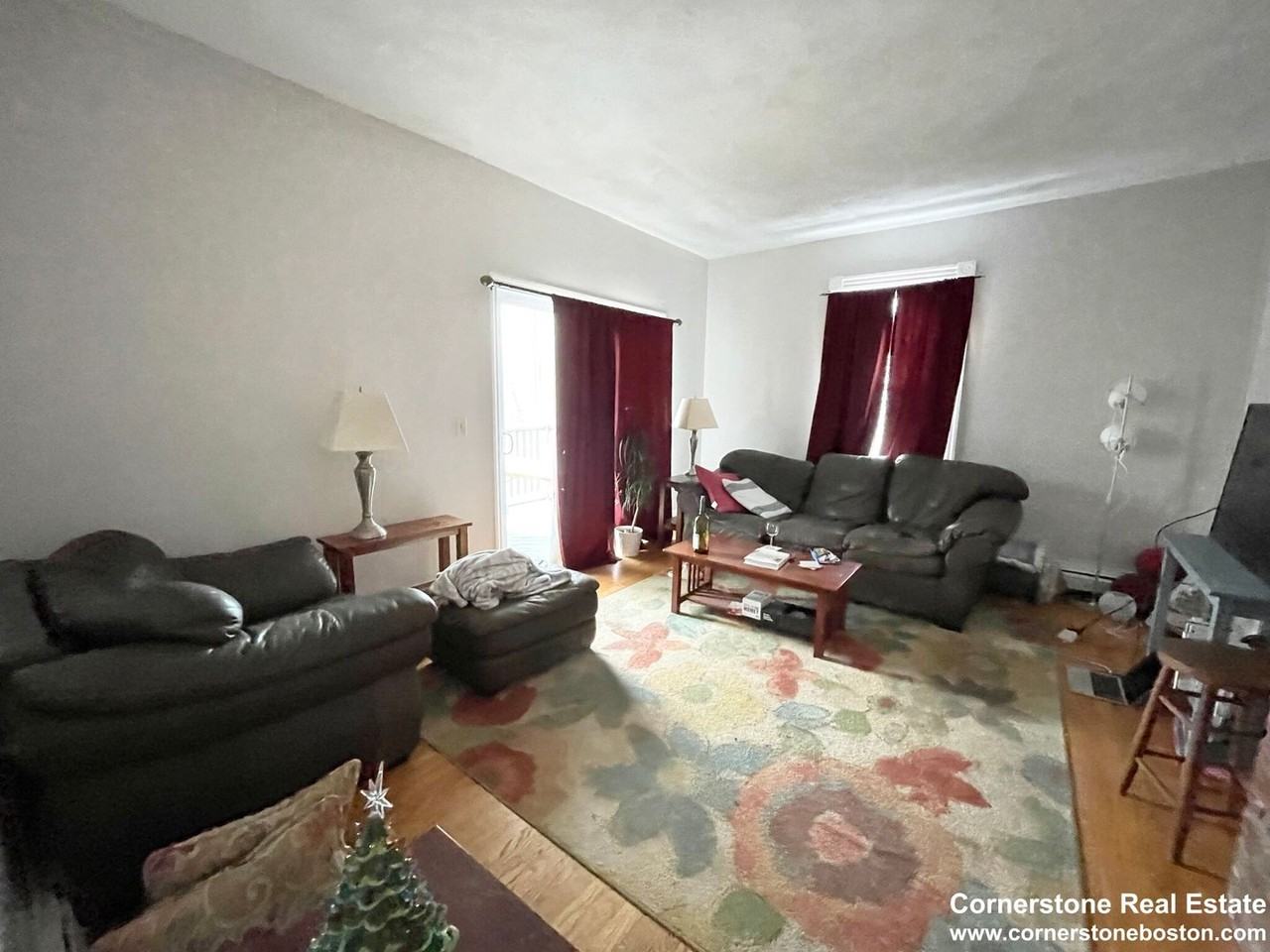 15 Bucknam St - Photo 4 of 10