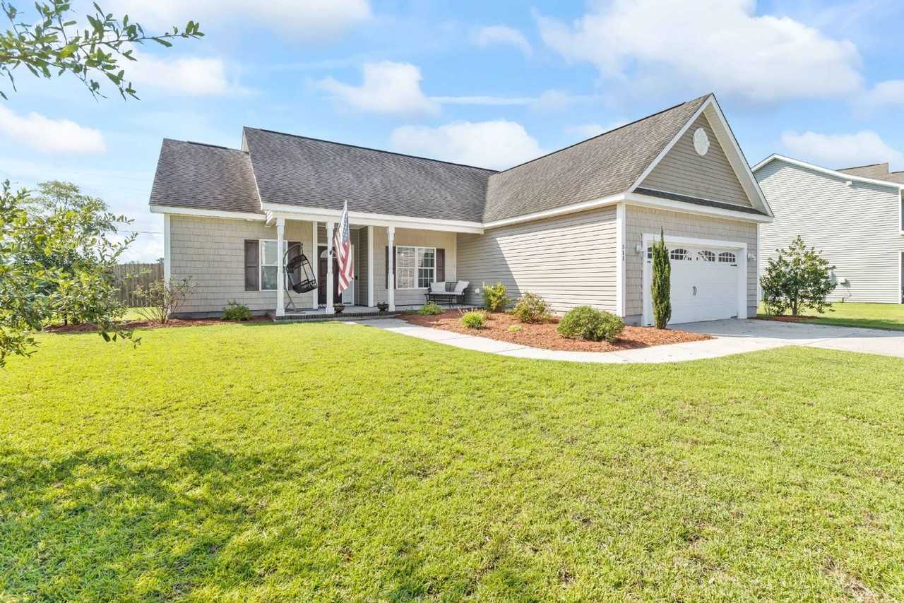 311 Holly Grove Ct W - Photo 2 of 33