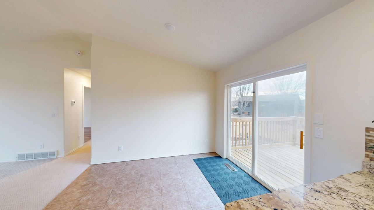 7217 W Strabane St - Photo 6 of 22