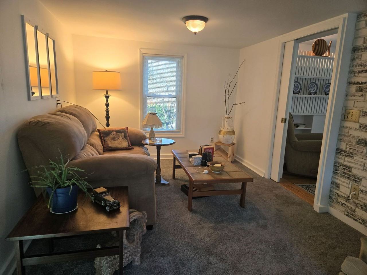 209 S Midvale Blvd - Photo 6 of 18