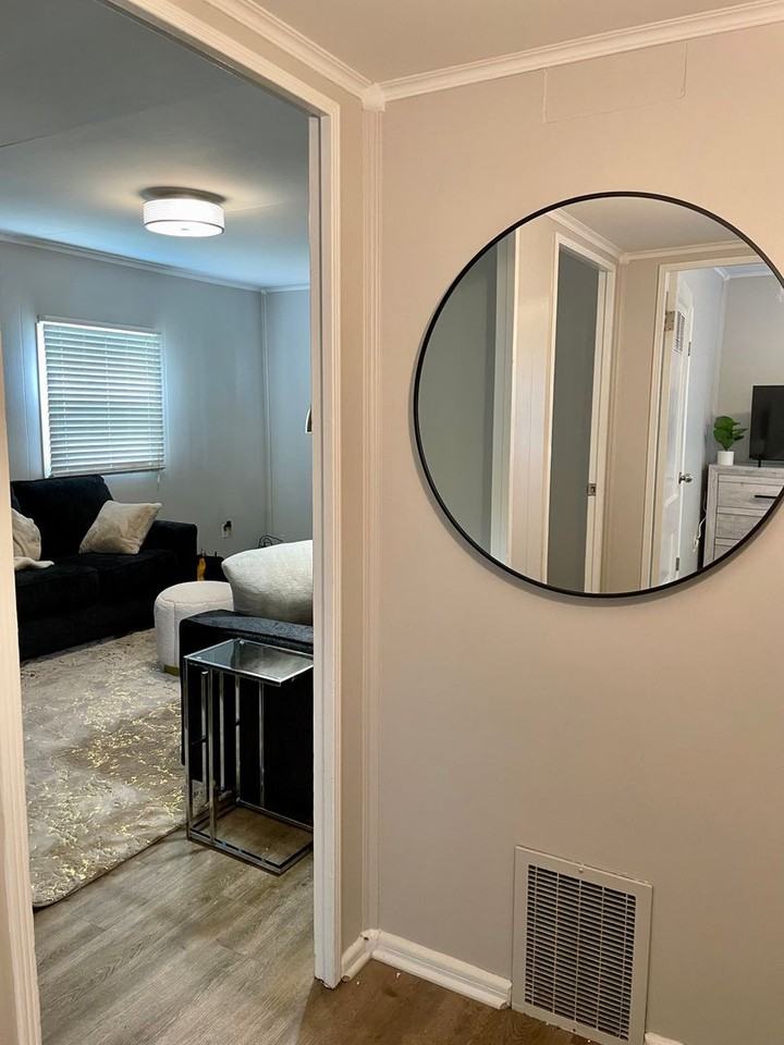 6792 Hamilton St - Photo 4 of 12