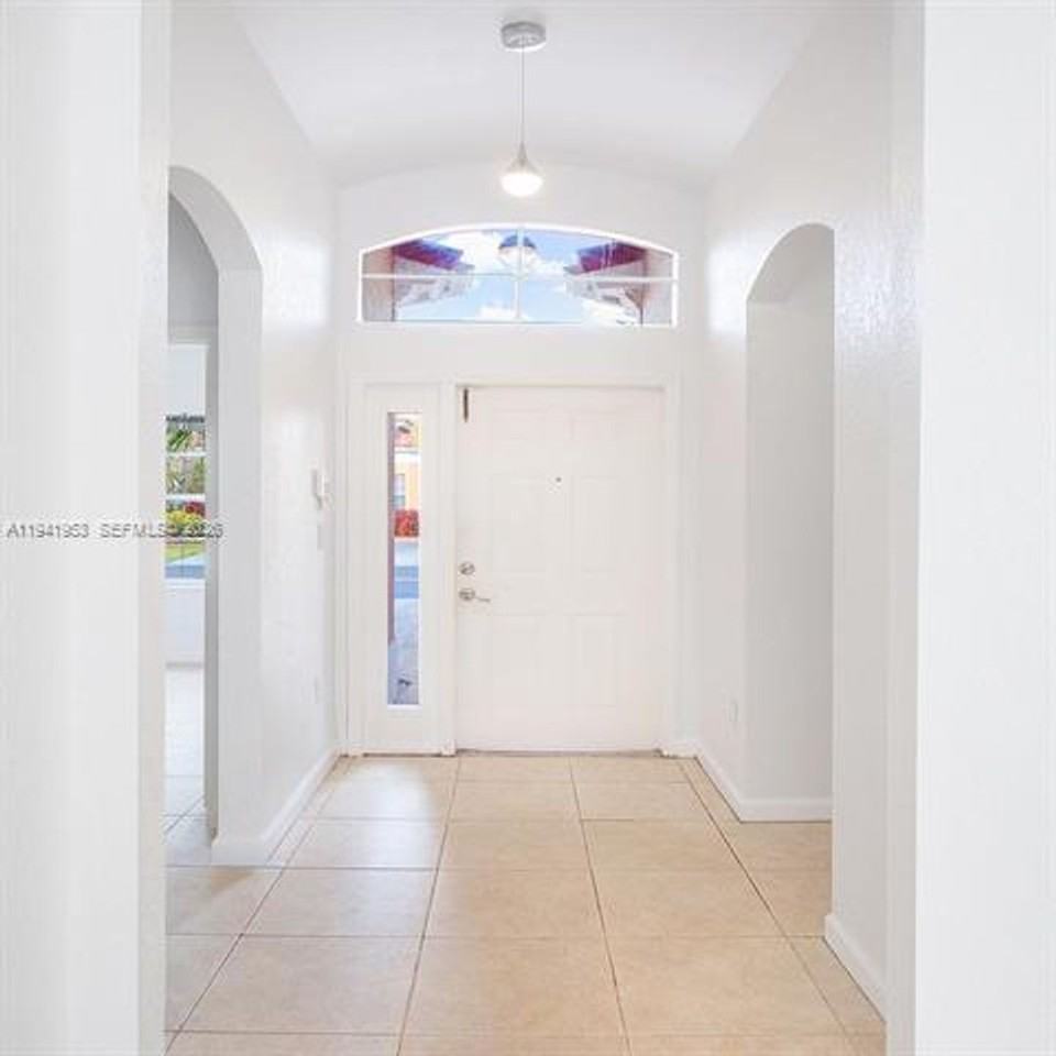 16222 16222 SW 102nd Ter th 0 - Photo 3 of 33