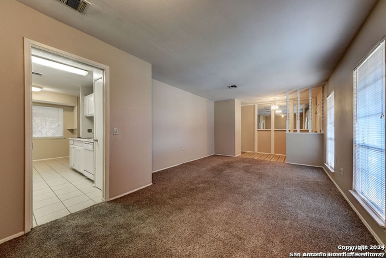 12810 Weeping Oak Trl - Photo 3 of 22