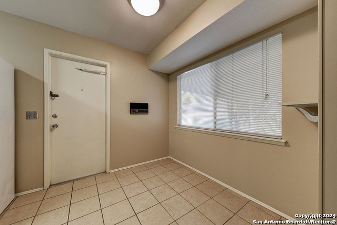 12810 Weeping Oak Trl - Photo 6 of 22