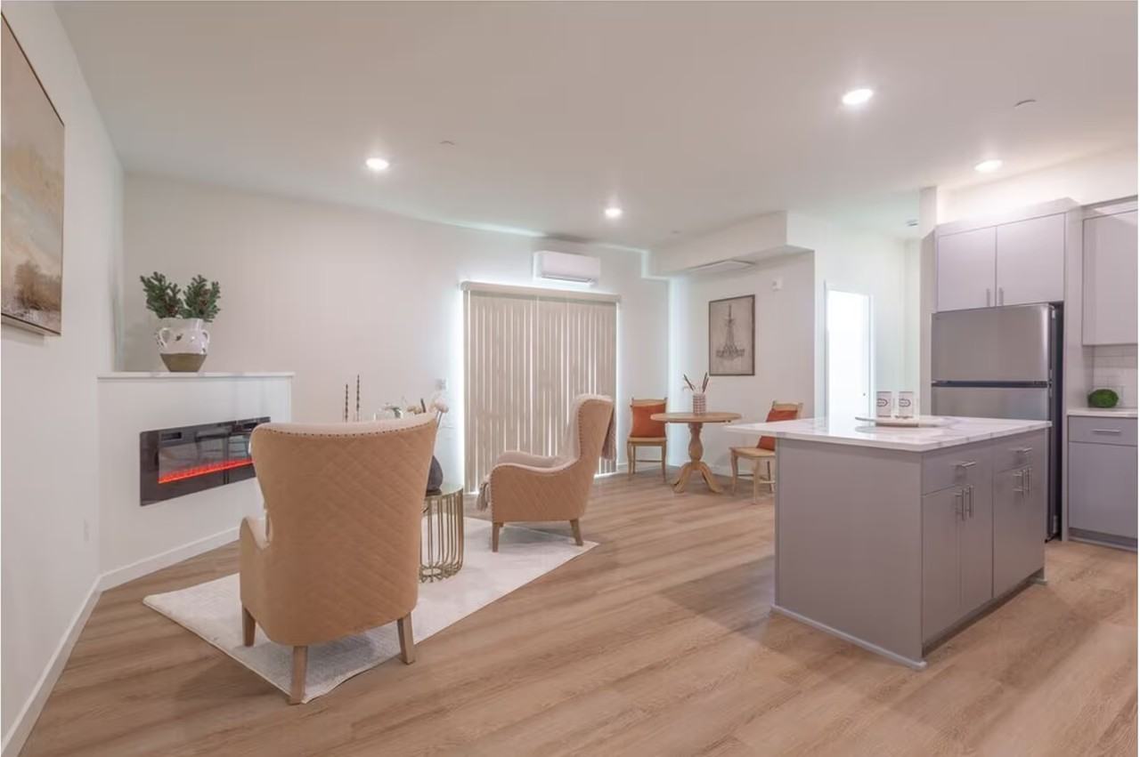 Urban 33 - Photo 5 of 50